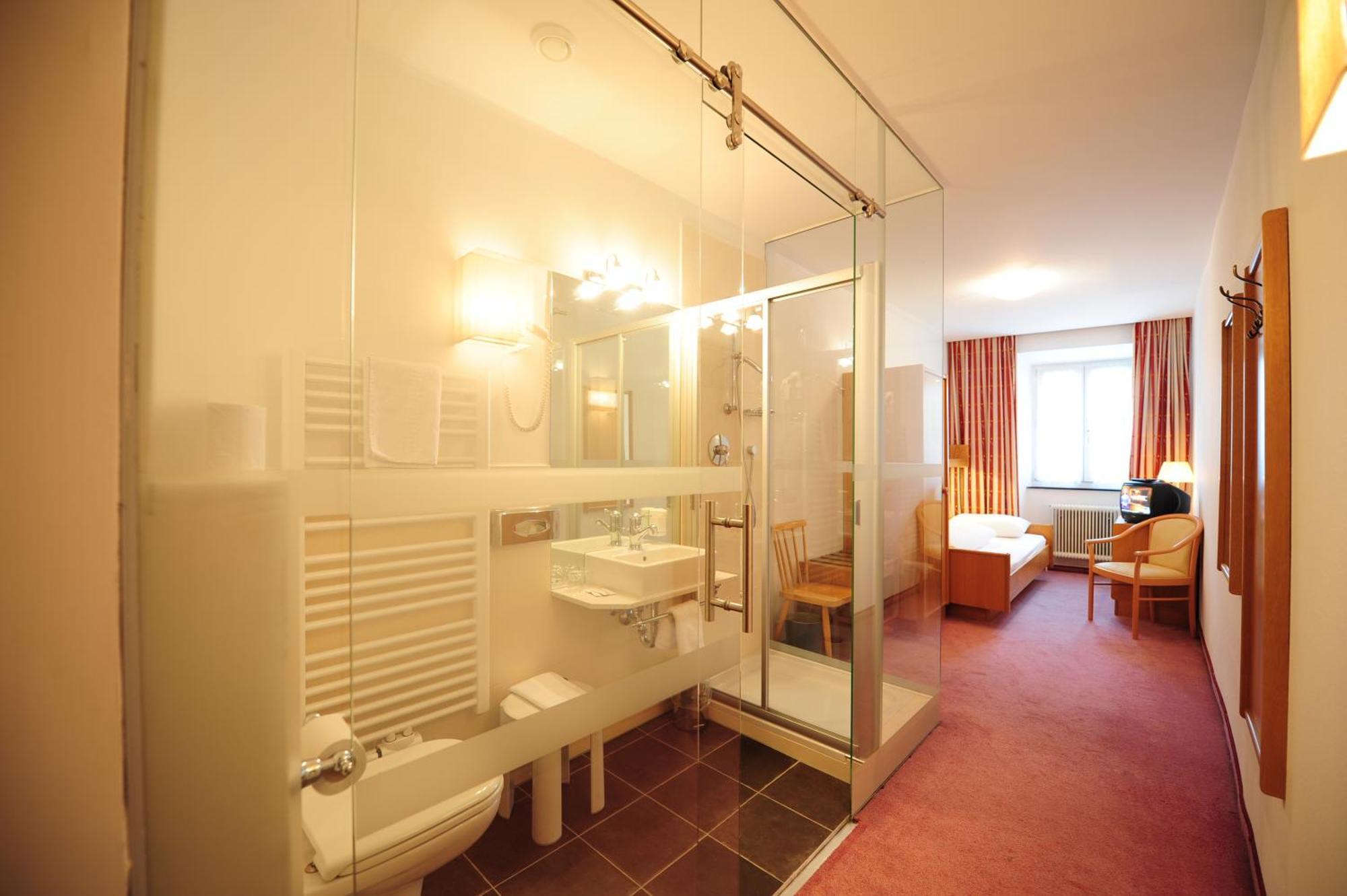 Hotel Krone Матрай-на-Бреннере Экстерьер фото