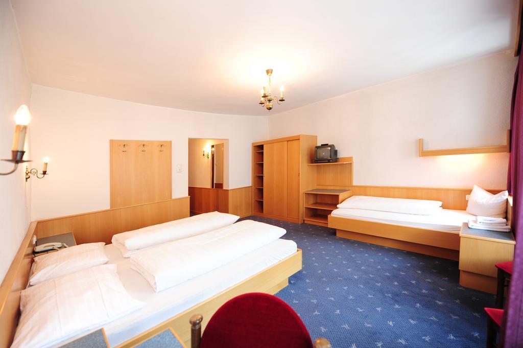 Hotel Krone Матрай-на-Бреннере Экстерьер фото