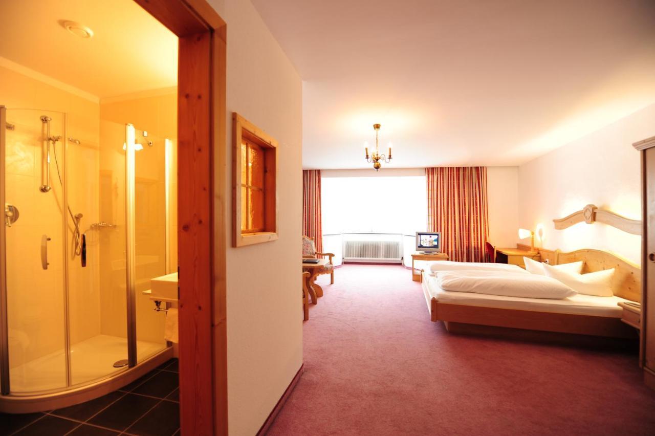 Hotel Krone Матрай-на-Бреннере Экстерьер фото